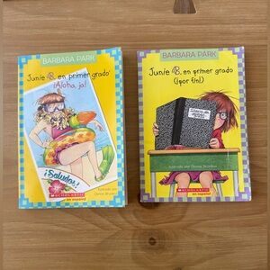 Junie B. Book SPANISH set of 2 books